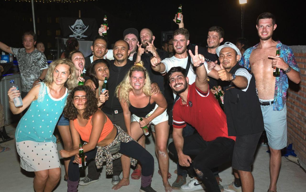 D'Gobers Hostel Seminyak By Gumilang Hospitality Zewnętrze zdjęcie